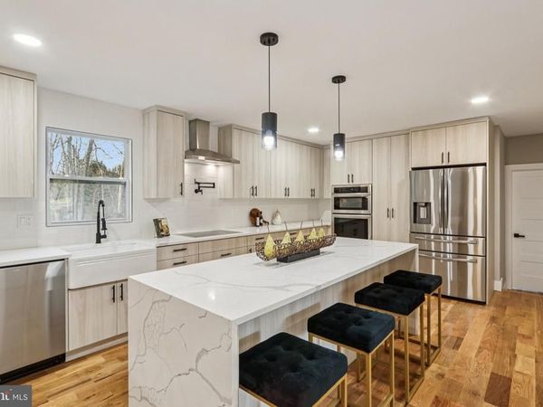 923 HUNT DRIVE, YARDLEY, PA 19067