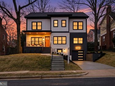 734 26TH STREET S, ARLINGTON, VA 22202