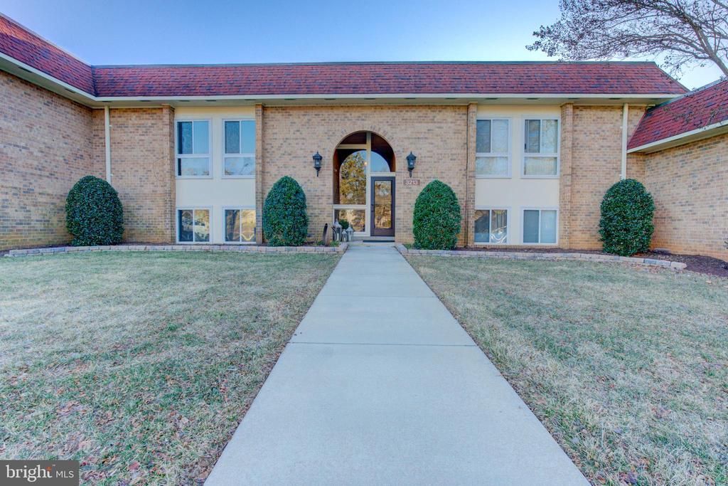 3213 S Leisure World Boulevard, Unit 101-2C, Silver Spring, MD 20906 Main Photo