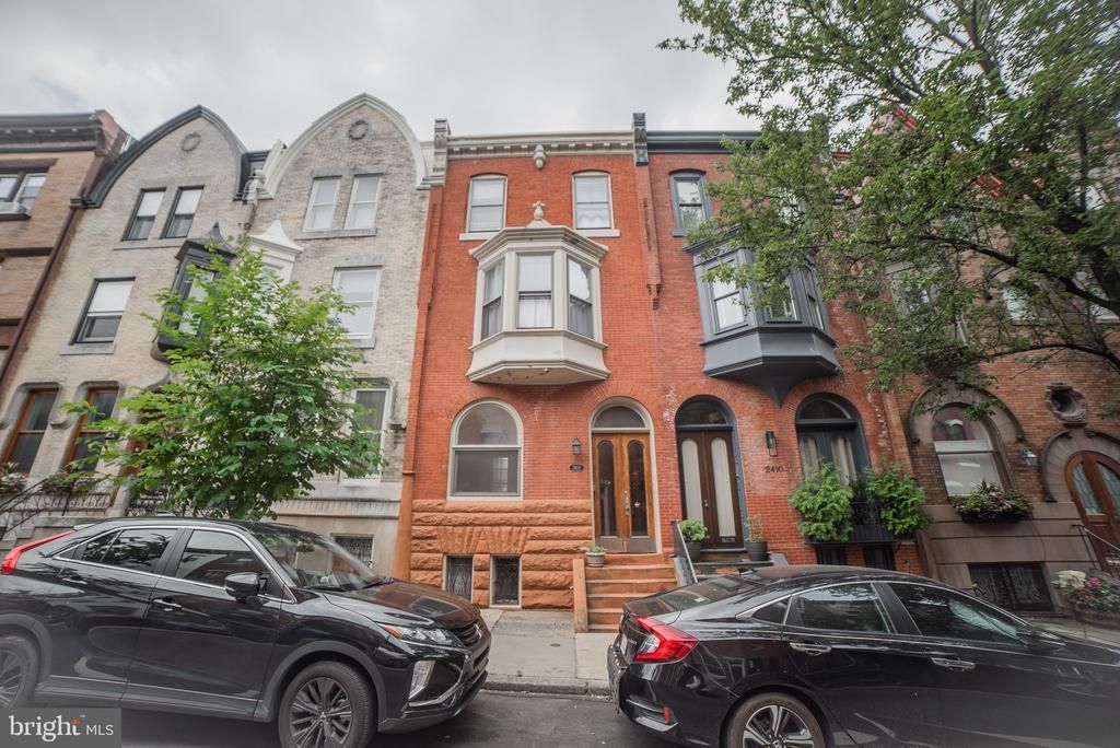 2408 Spruce Street, Unit 1F, Philadelphia, PA 19103 Main Photo