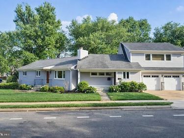 5400 WILLIAMSBURG BOULEVARD, ARLINGTON, VA 22207