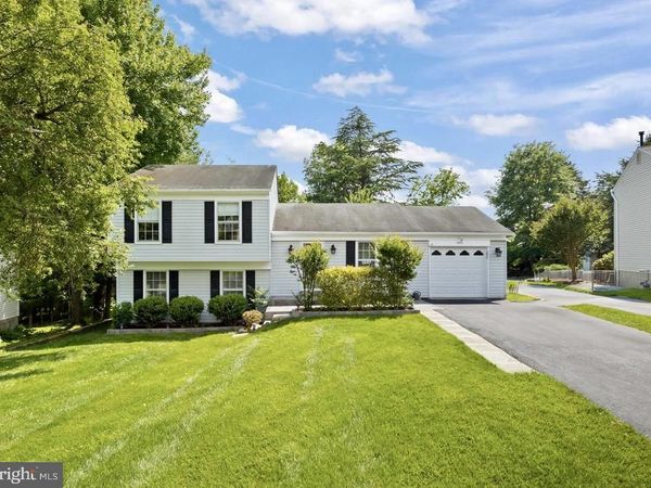 13515 KING CHARLES DRIVE, CHANTILLY, VA 20151