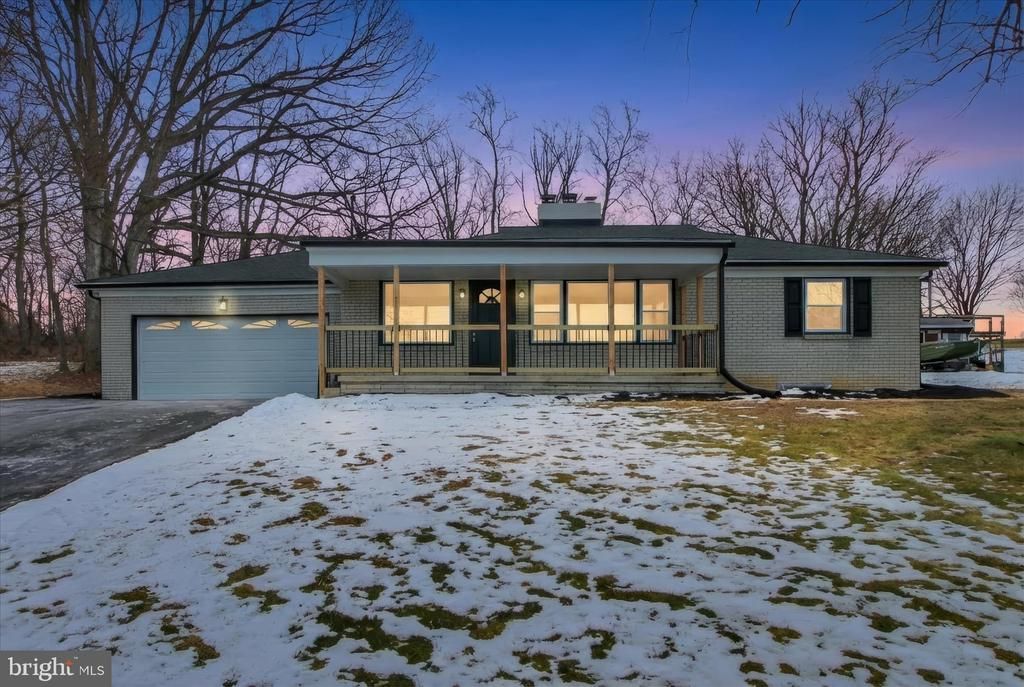 185 Lindy Road, Seven Valleys, PA 17360 Main Photo