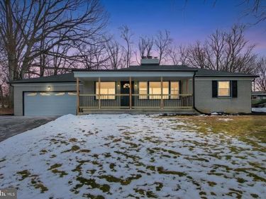 185 LINDY ROAD, SEVEN VALLEYS, PA 17360