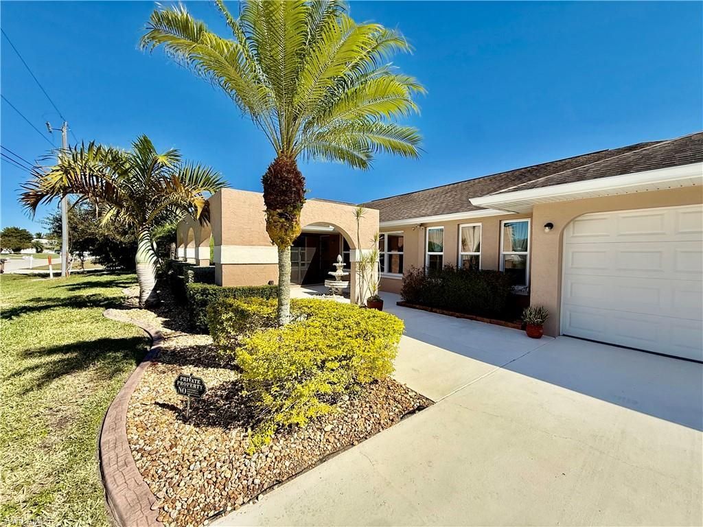 70 Ortona St, Lehigh Acres, FL 33936 Photo