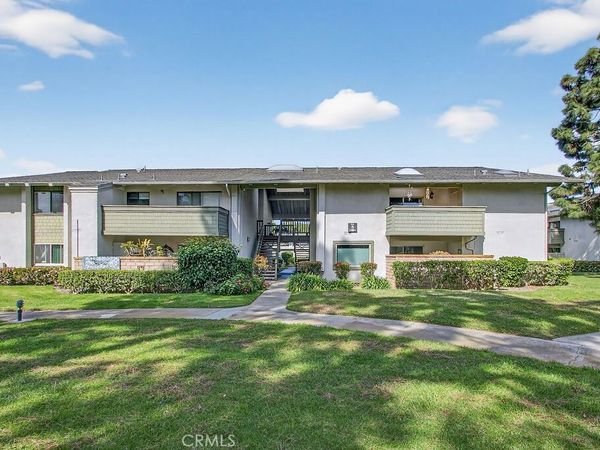 8777 Coral Springs Court, Unit 8C, Huntington Beach, CA 92646