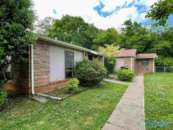 111 B Westscott Drive, Unit B, Madison, AL 35758