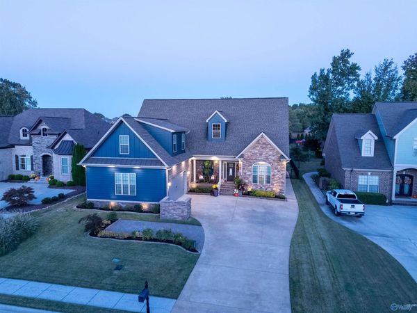 14074 Muirfield Drive, Athens, AL 35613