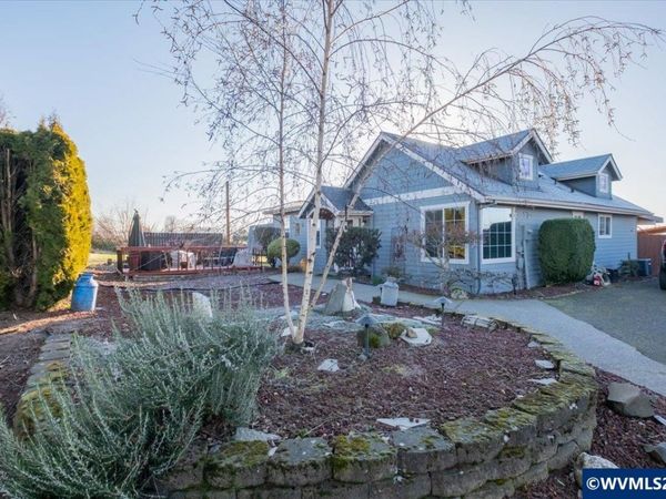 1005 Foxglove Ln, Mt Angel, OR 97362