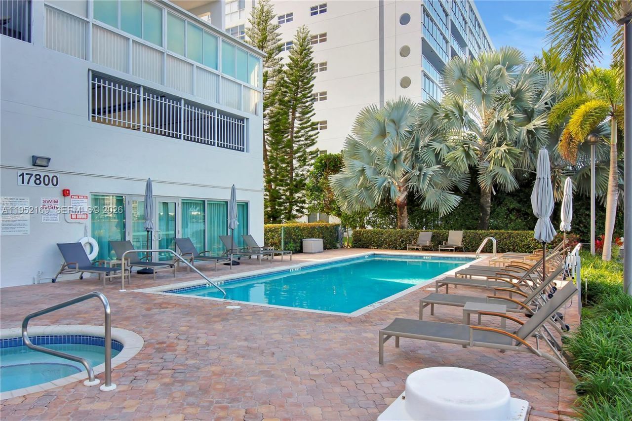 17800 N Bay Rd, Unit 605, Sunny Isles Beach, FL 33160 Photo