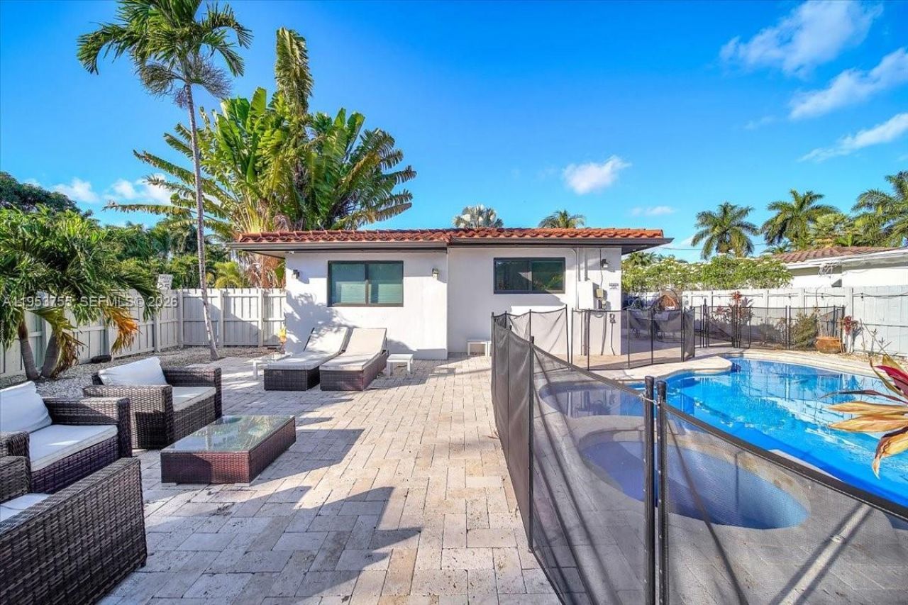 1356 Madison St, Hollywood, FL 33019 Photo