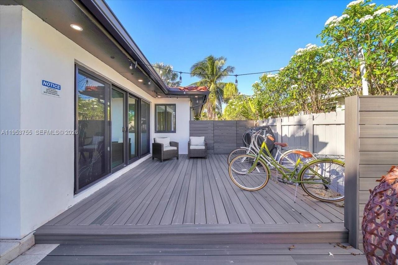 1356 Madison St, Hollywood, FL 33019 Photo