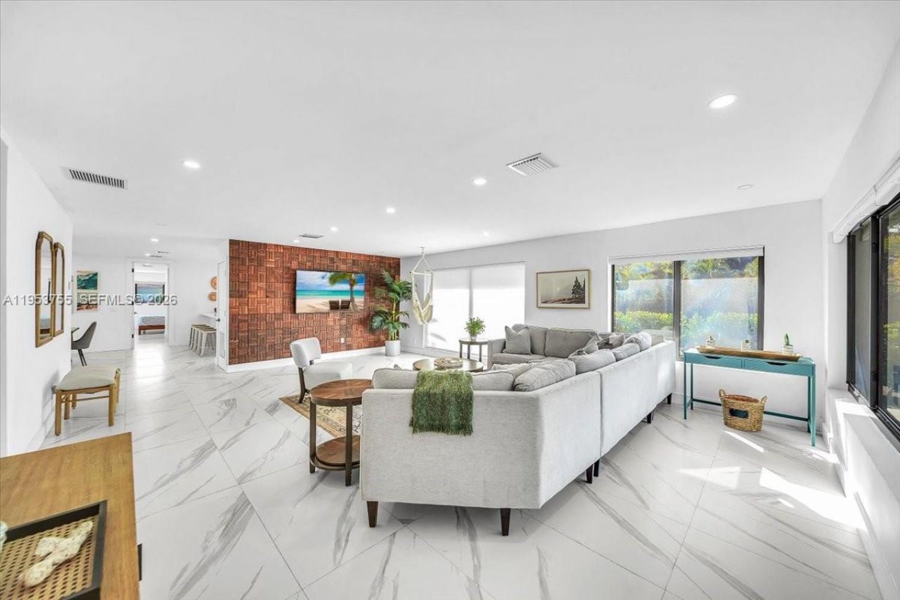 1356 Madison St, Hollywood, FL 33019 Photo