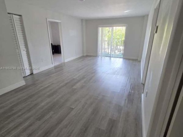 4717 NW 7th St , Unit 304-10, Miami, FL 33126