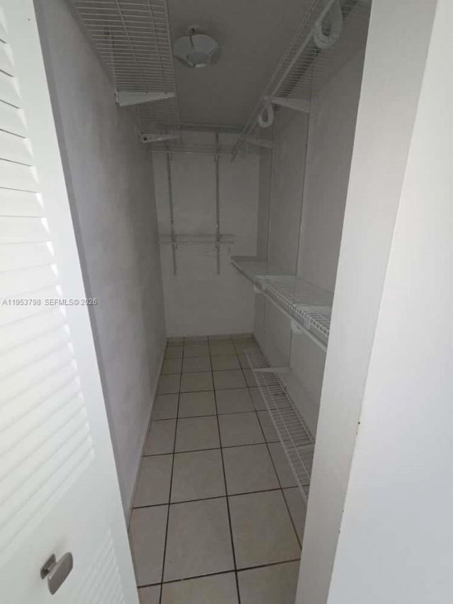 4717 NW 7th St , Unit 304-10, Miami, FL 33126 Photo