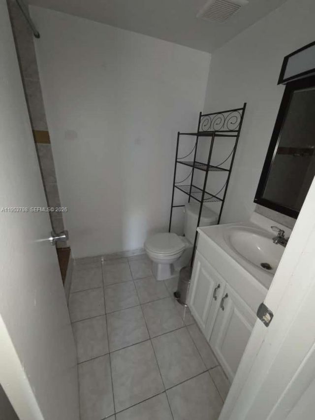 4717 NW 7th St , Unit 304-10, Miami, FL 33126 Photo