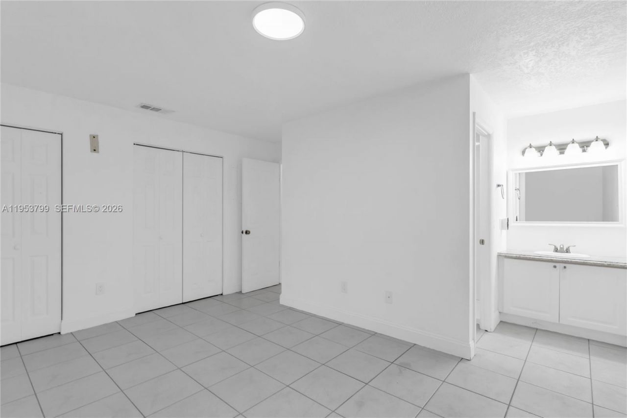 7197 SW 152nd Pl, Miami, FL 33193 Photo