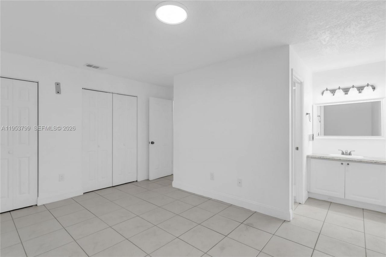 7197 SW 152nd Pl, Miami, FL 33193 Photo