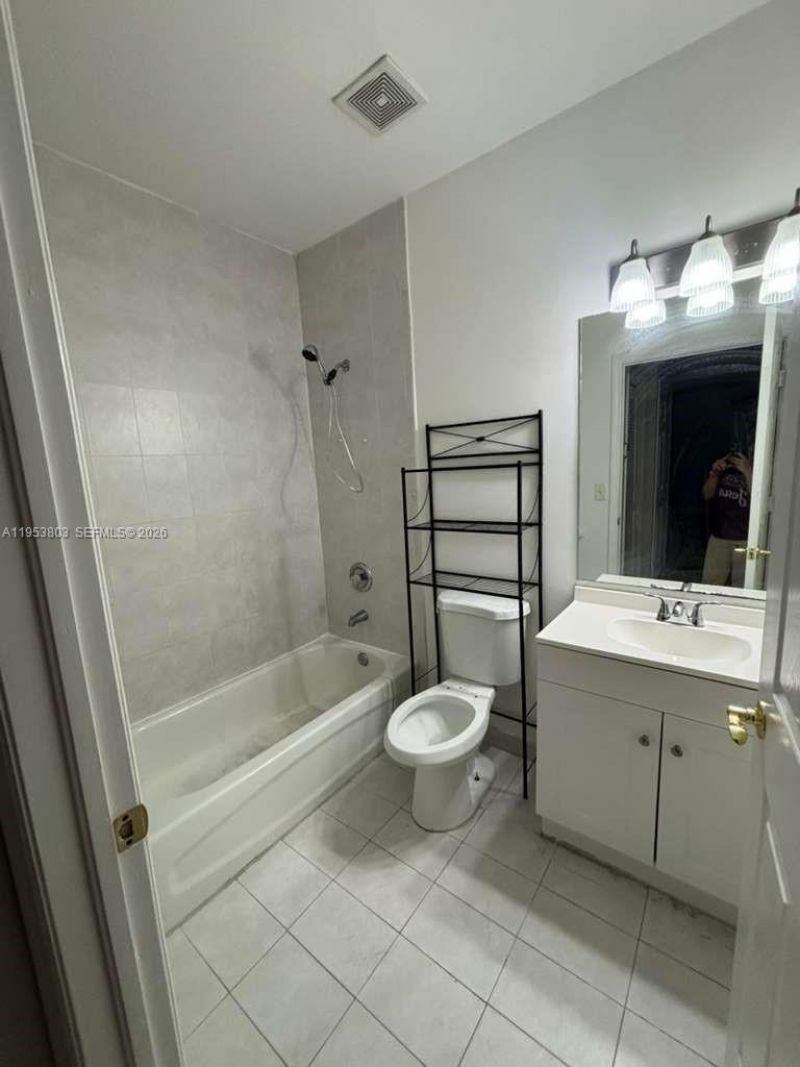 2733 NE 3rd Ct, Unit 105, Homestead, FL 33033 Photo