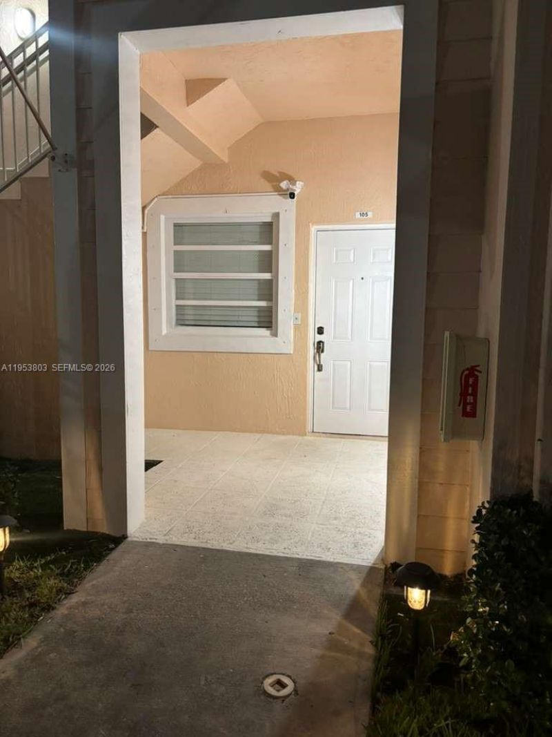 2733 NE 3rd Ct, Unit 105, Homestead, FL 33033 Photo