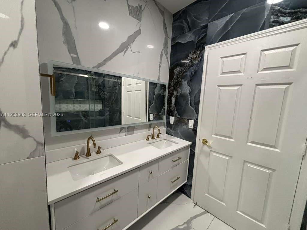 2733 NE 3rd Ct, Unit 105, Homestead, FL 33033 Photo