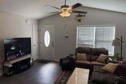 142 Desurrency Ct. photo 4