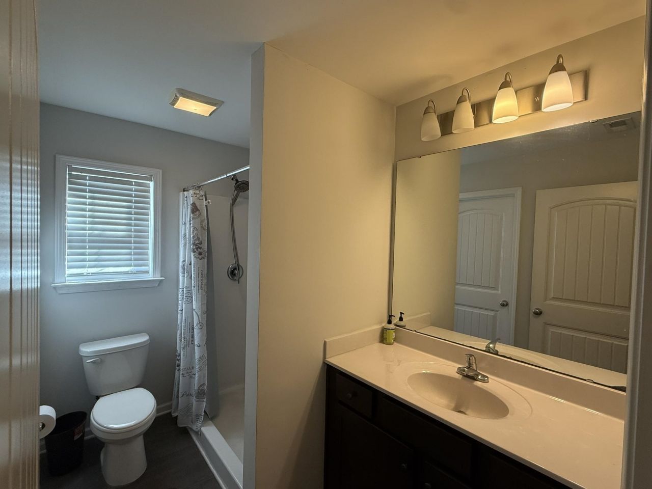 142 Desurrency Ct. Photo 6