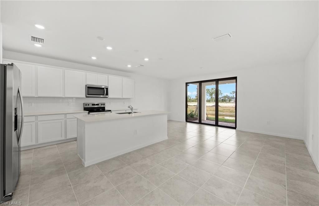 1678 Lake Jessup Cir, Cape Coral, FL 33909 Photo