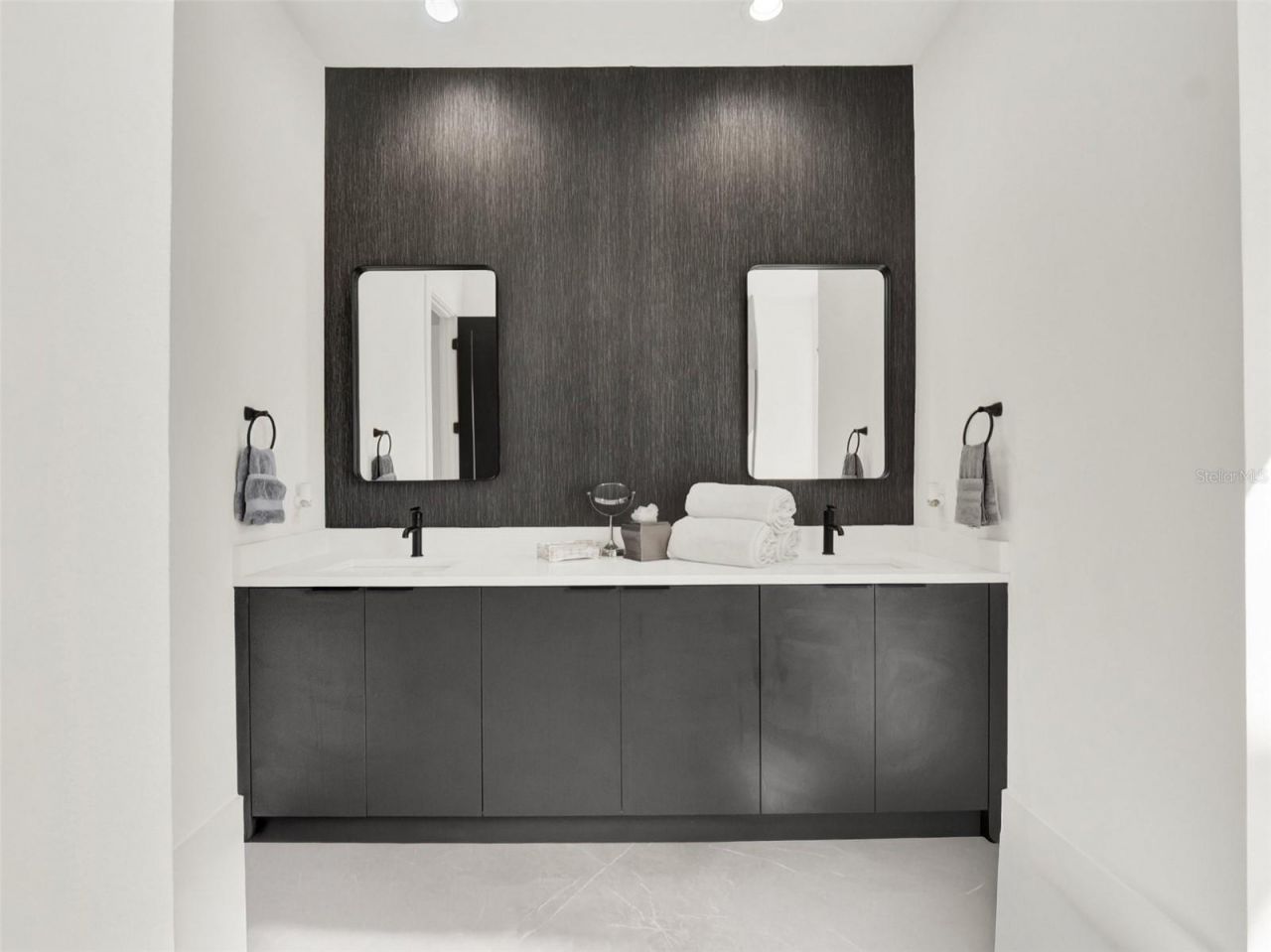 9111 Mid Pines Court, Orlando, FL 32819 Photo