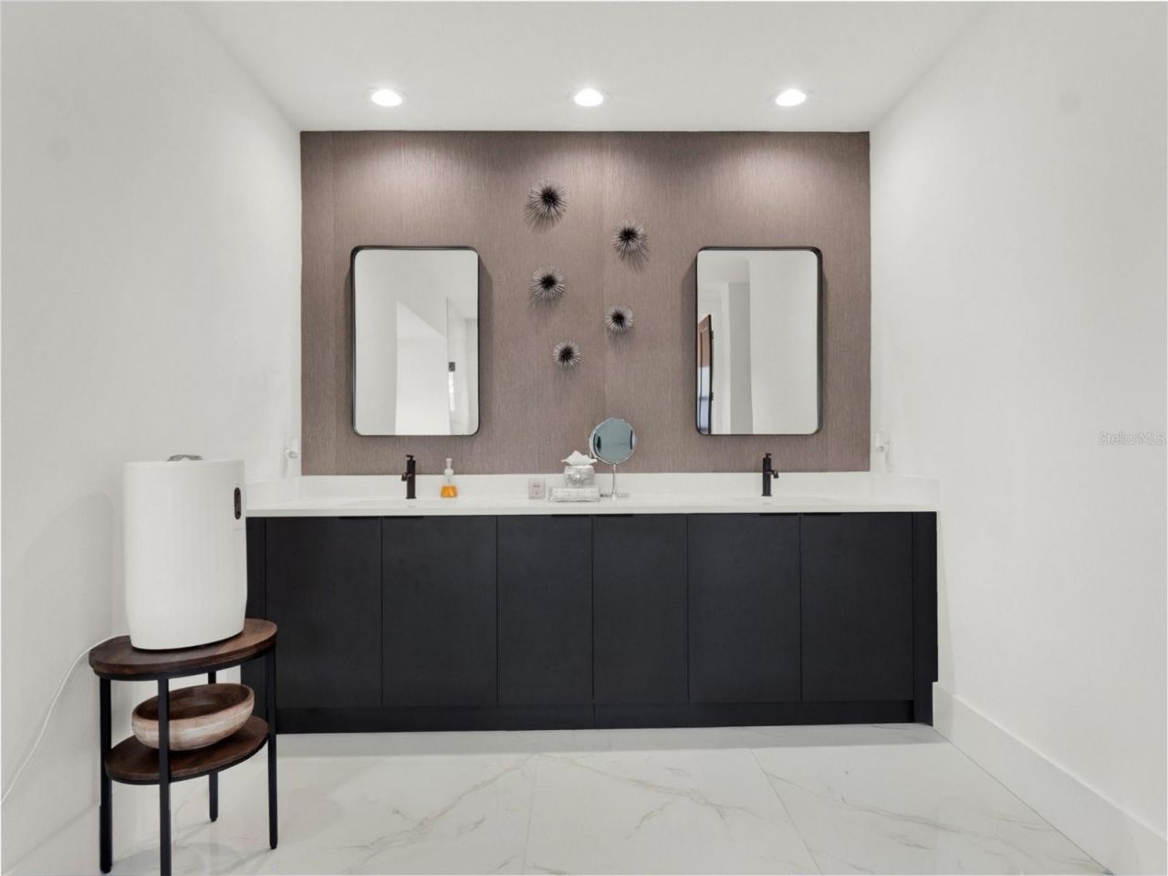 9111 Mid Pines Court, Orlando, FL 32819 Photo