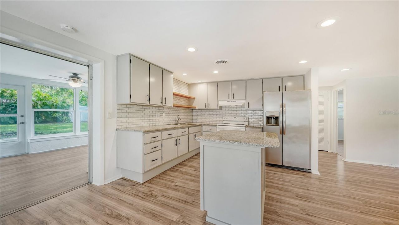 2374 Arlington Street, Sarasota, FL 34239 Photo