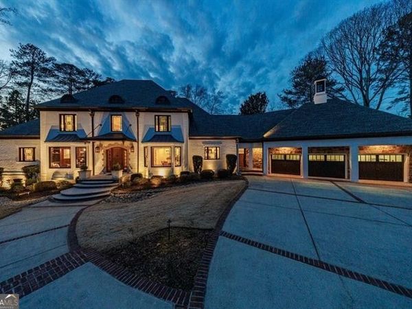 4500 Powers Ferry Road, Atlanta, GA 30327