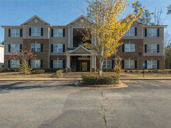 11203 Fairington Ridge Circle, Lithonia, GA 30038