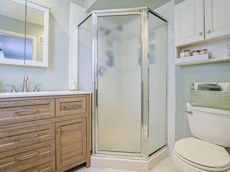 37 Hayden Drive, Greenhills, OH 45218 Photo 22