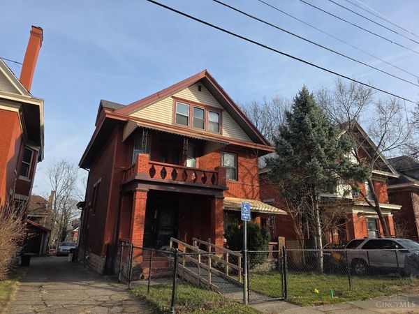 2228 Maplewood Avenue, Cincinnati, OH 45219