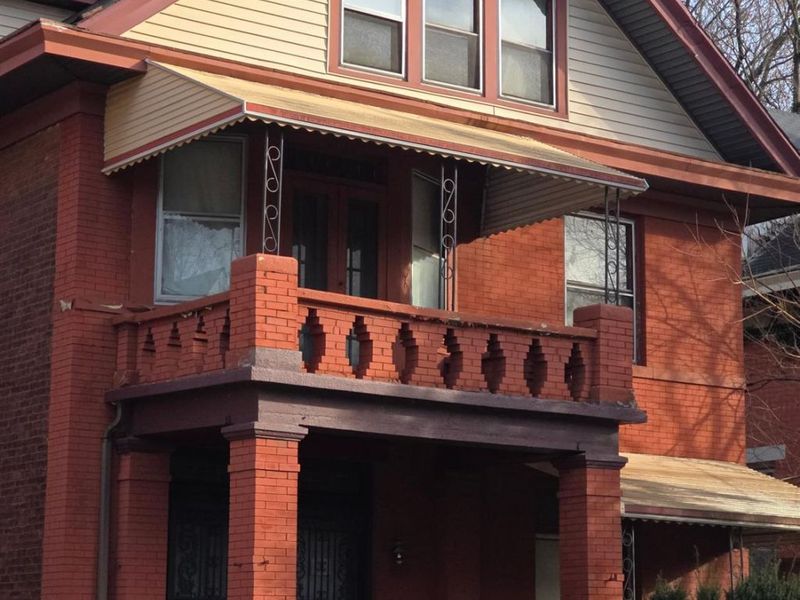 2228 Maplewood Avenue, Cincinnati, OH 45219 Photo 2