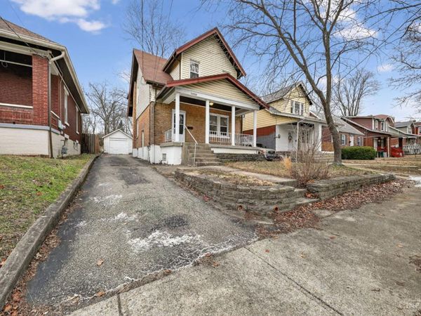 1059 Lockman Avenue, Cincinnati, OH 45238