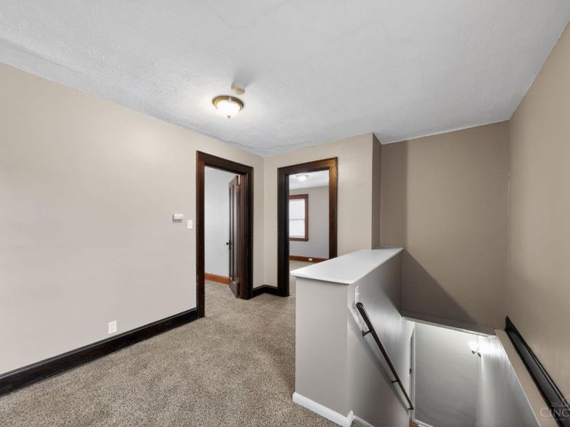 1059 Lockman Avenue, Cincinnati, OH 45238 Photo 21