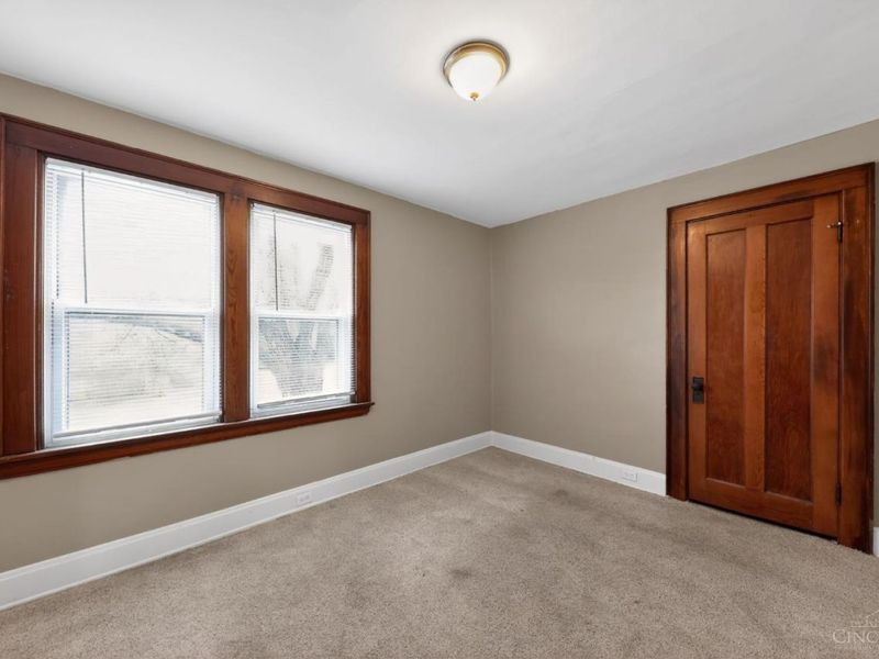 1059 Lockman Avenue, Cincinnati, OH 45238 Photo 9