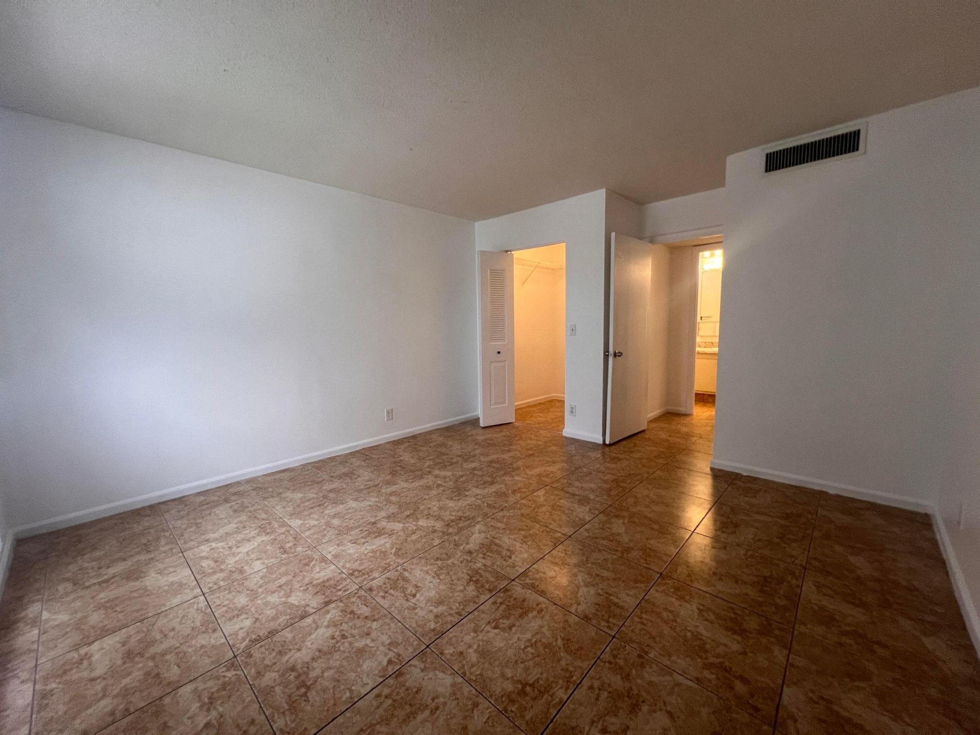 1500 N Congress Avenue, Unit B24, West Palm Beach, FL 33401 Photo