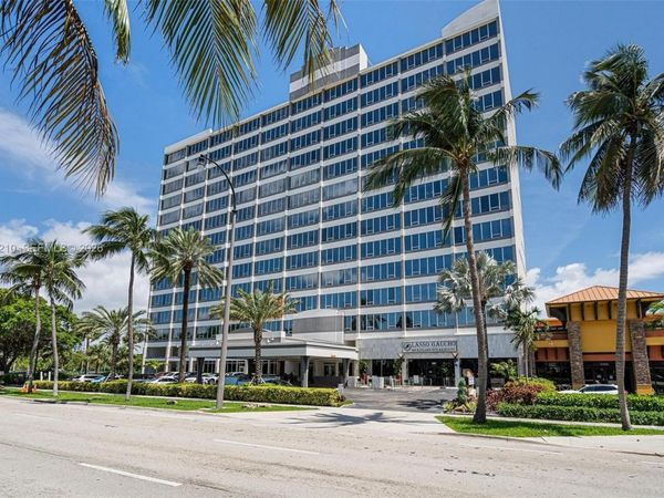 2455 E Sunrise Blvd, Unit CU9J, Fort Lauderdale, FL 33304