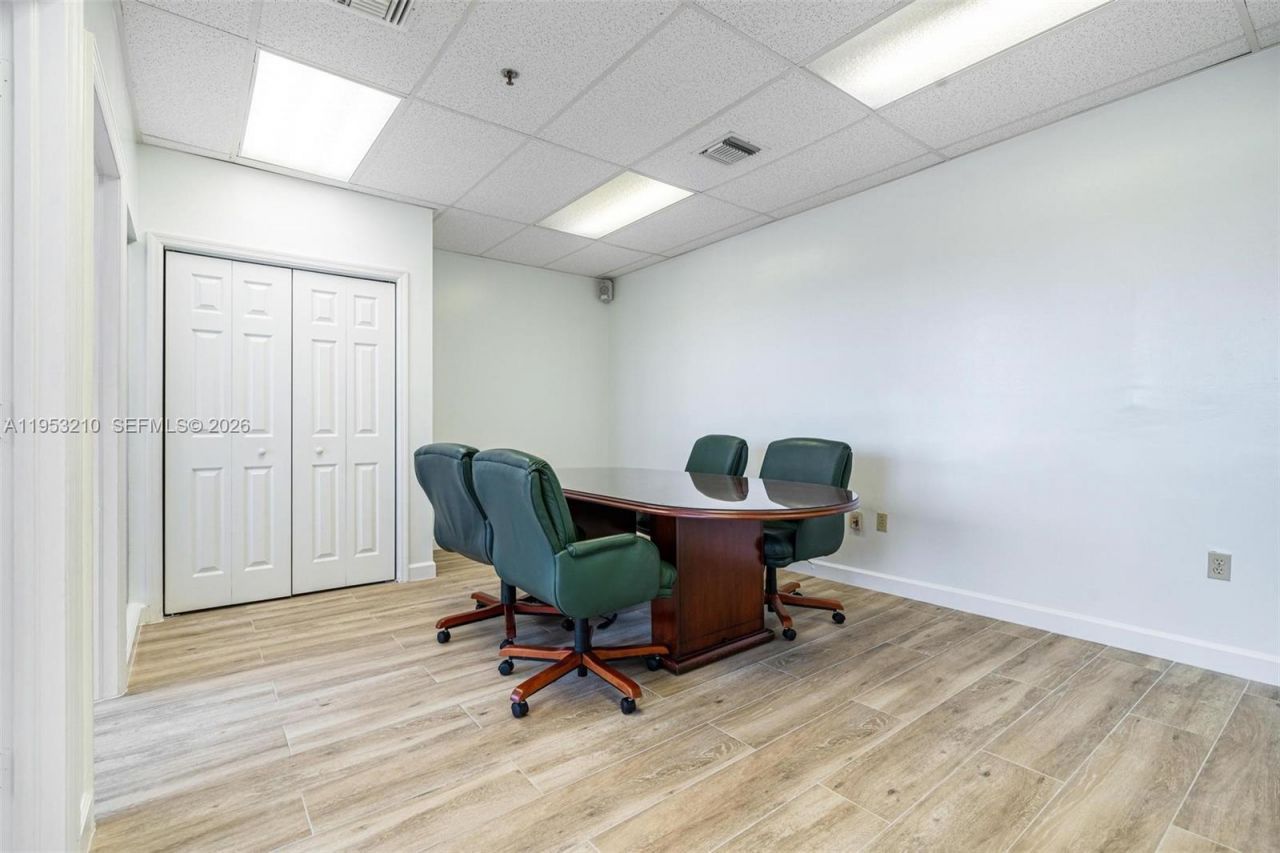 2455 E Sunrise Blvd, Unit CU9J, Fort Lauderdale, FL 33304 Photo