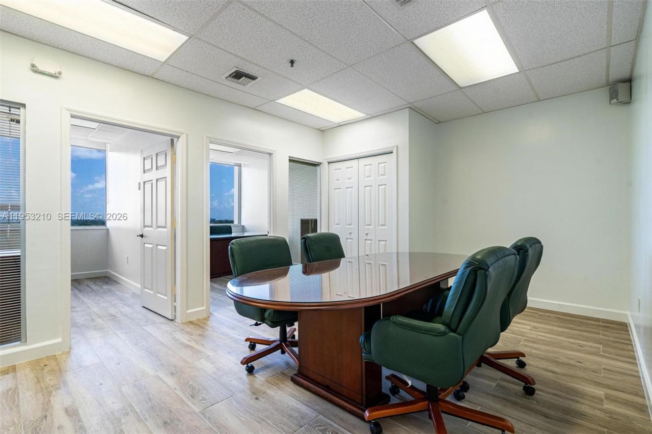 2455 E Sunrise Blvd, Unit CU9J, Fort Lauderdale, FL 33304 Photo