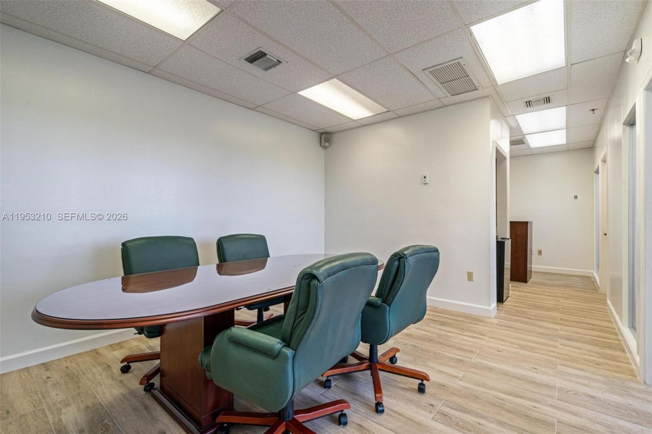 2455 E Sunrise Blvd, Unit CU9J, Fort Lauderdale, FL 33304 Photo