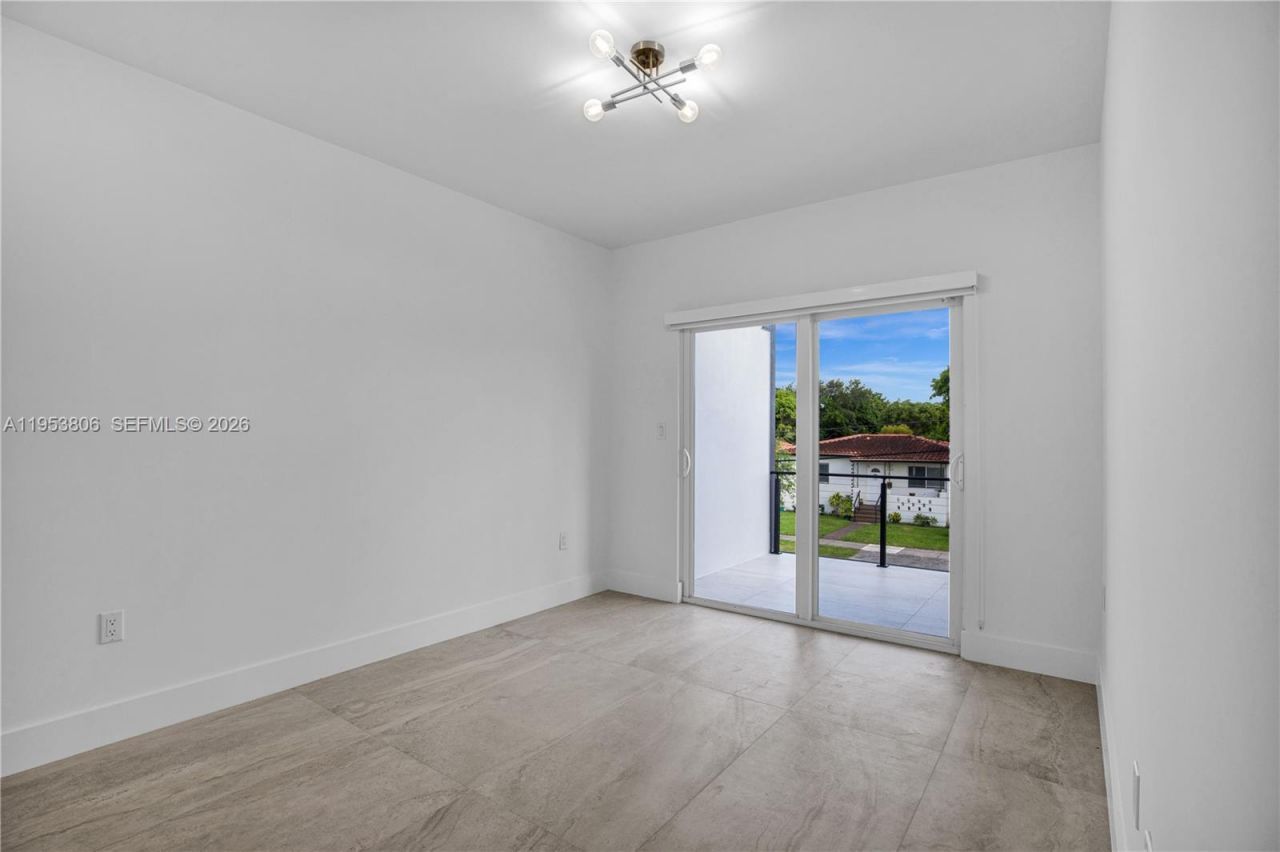 3433 SW 16th Ter, Miami, FL 33145 Photo