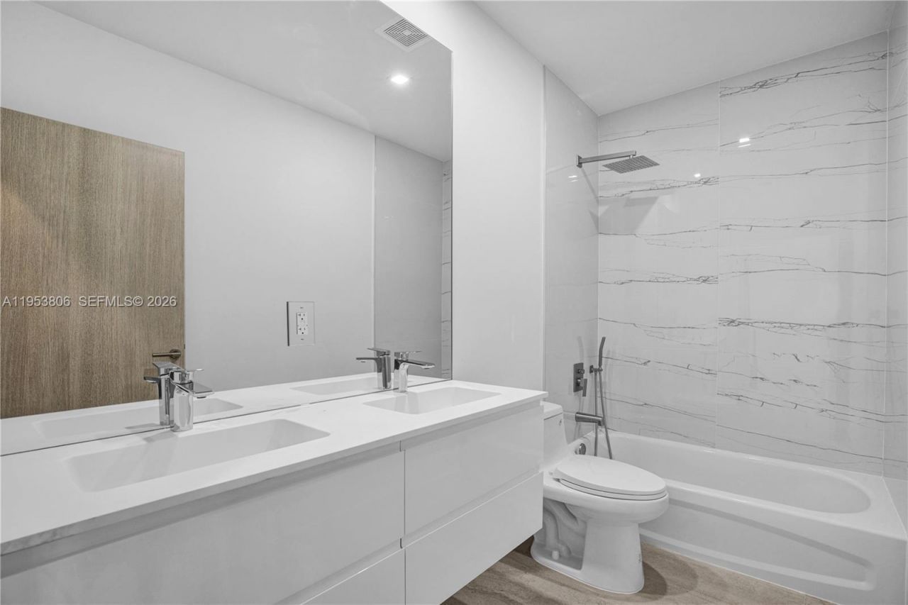 3433 SW 16th Ter, Miami, FL 33145 Photo