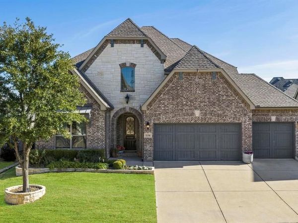 1136 Broadmoor Way, Roanoke, TX 76262