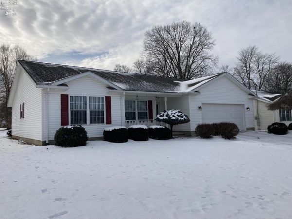 338 E Howard, Willard, OH 44890
