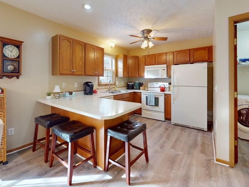 338 E Howard, Willard, OH 44890 Photo 12