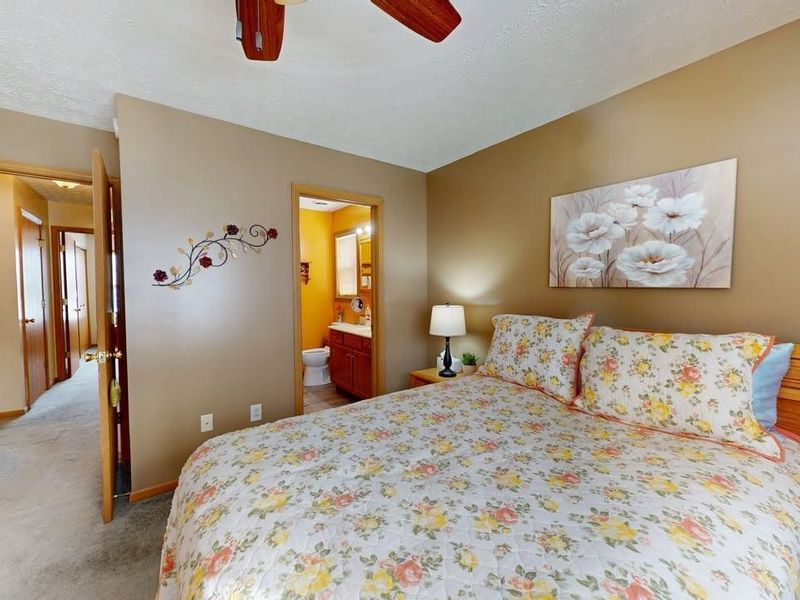 338 E Howard, Willard, OH 44890 Photo 19